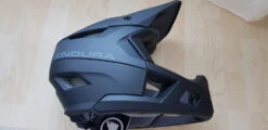 Endura MT500 Full Face Helm - Fullfacehelm -Continen Fahrrad Geschaft endura mt500 full face helm fullfacehelm 5629e025b4702ae1d5309c2e1c7b7c53 1